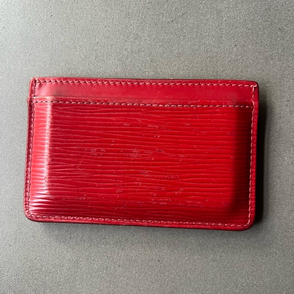 Louis Vuitton epi leather card holder - Picture 2 of 4